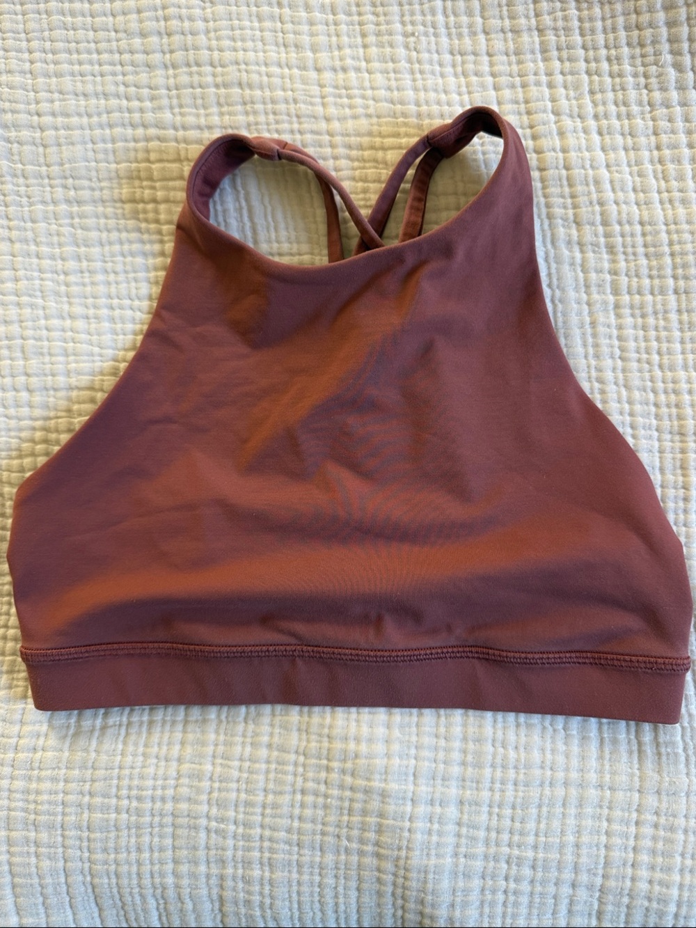 lululemon athletica High-Neck Sports Bra in Mauve/Rose